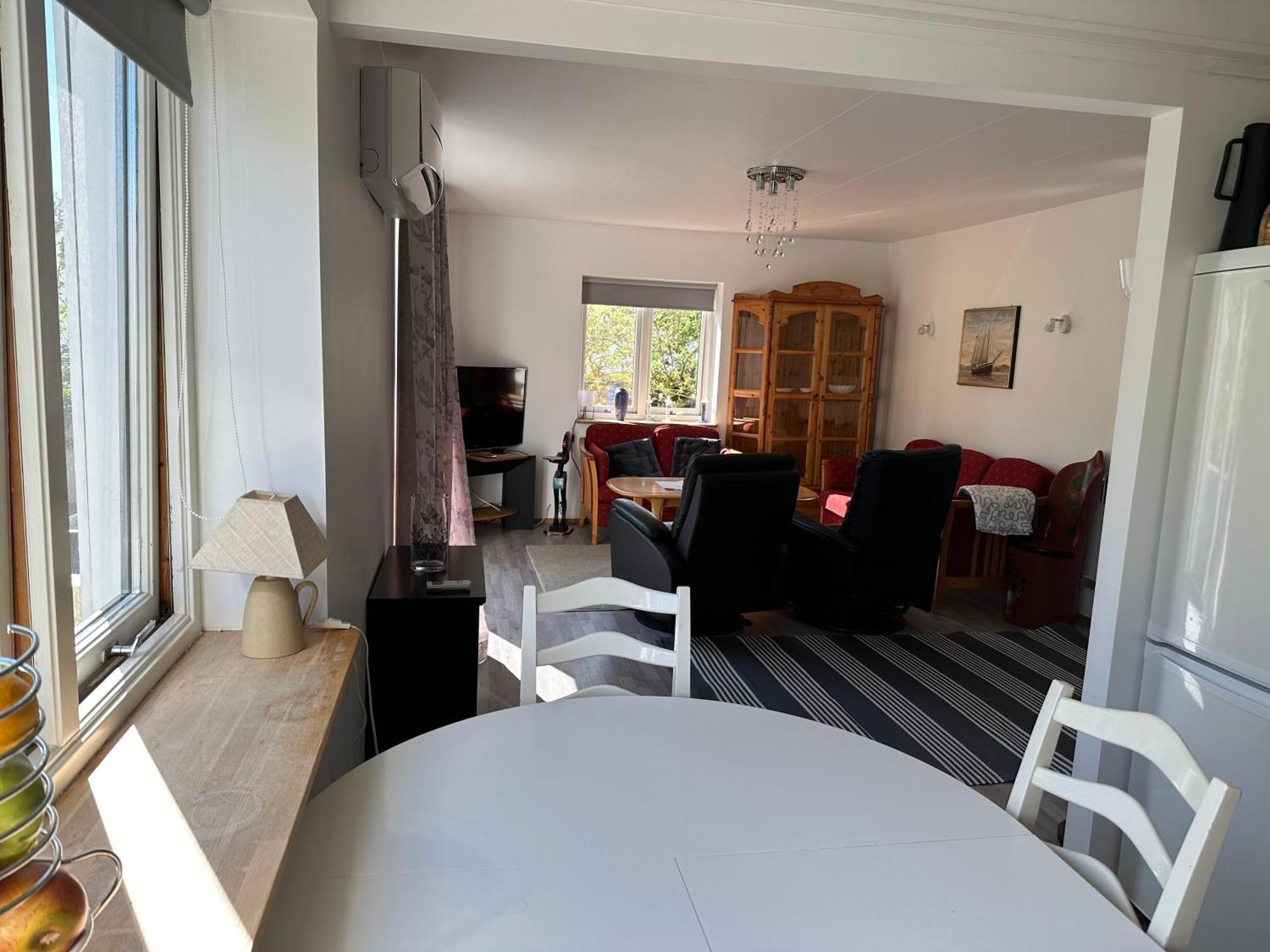 Mandal Apartment Mit Moeglichkeit Ein Boot Zu Benutzen Und Angeln Esterno foto