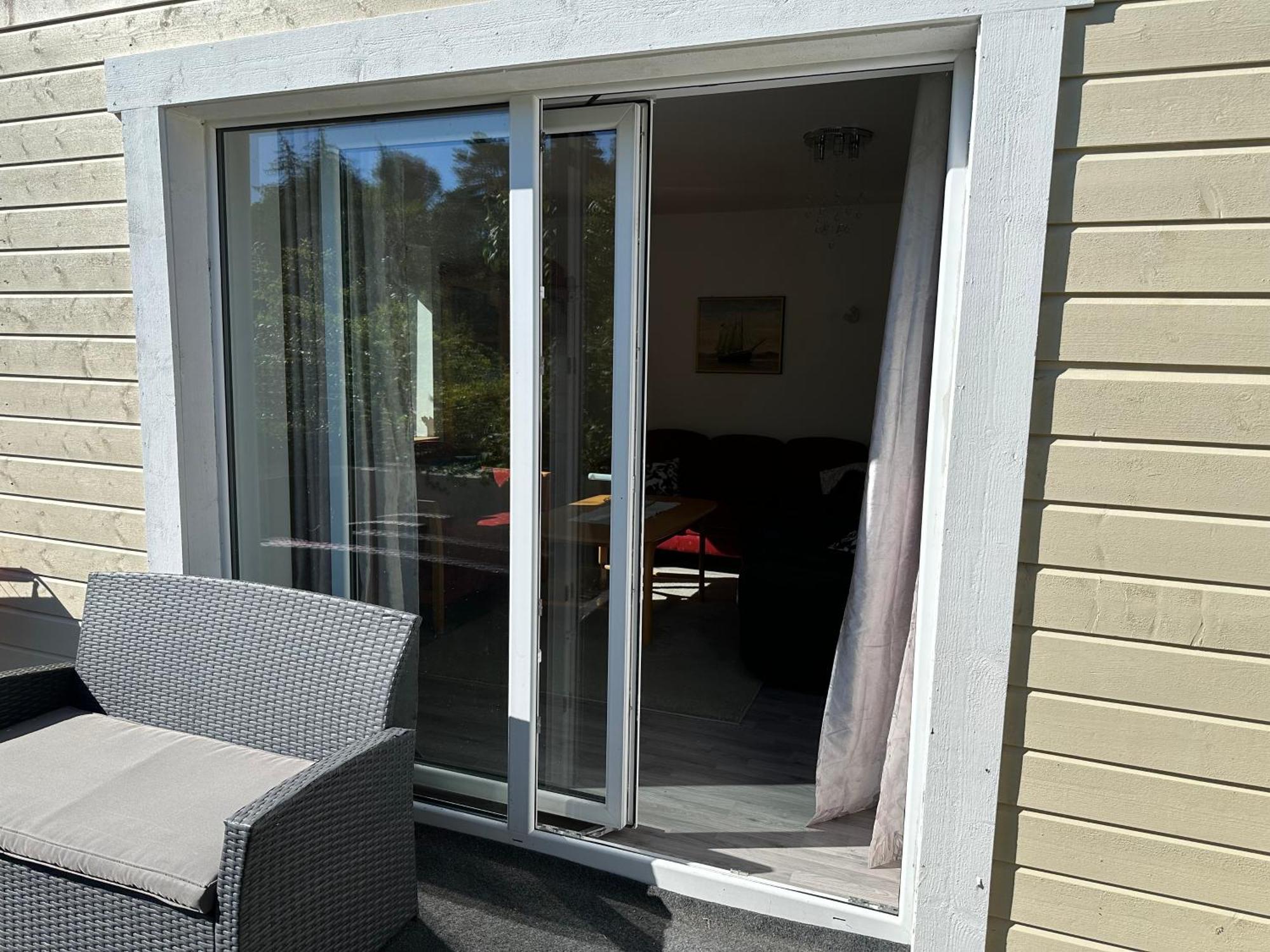 Mandal Apartment Mit Moeglichkeit Ein Boot Zu Benutzen Und Angeln Esterno foto